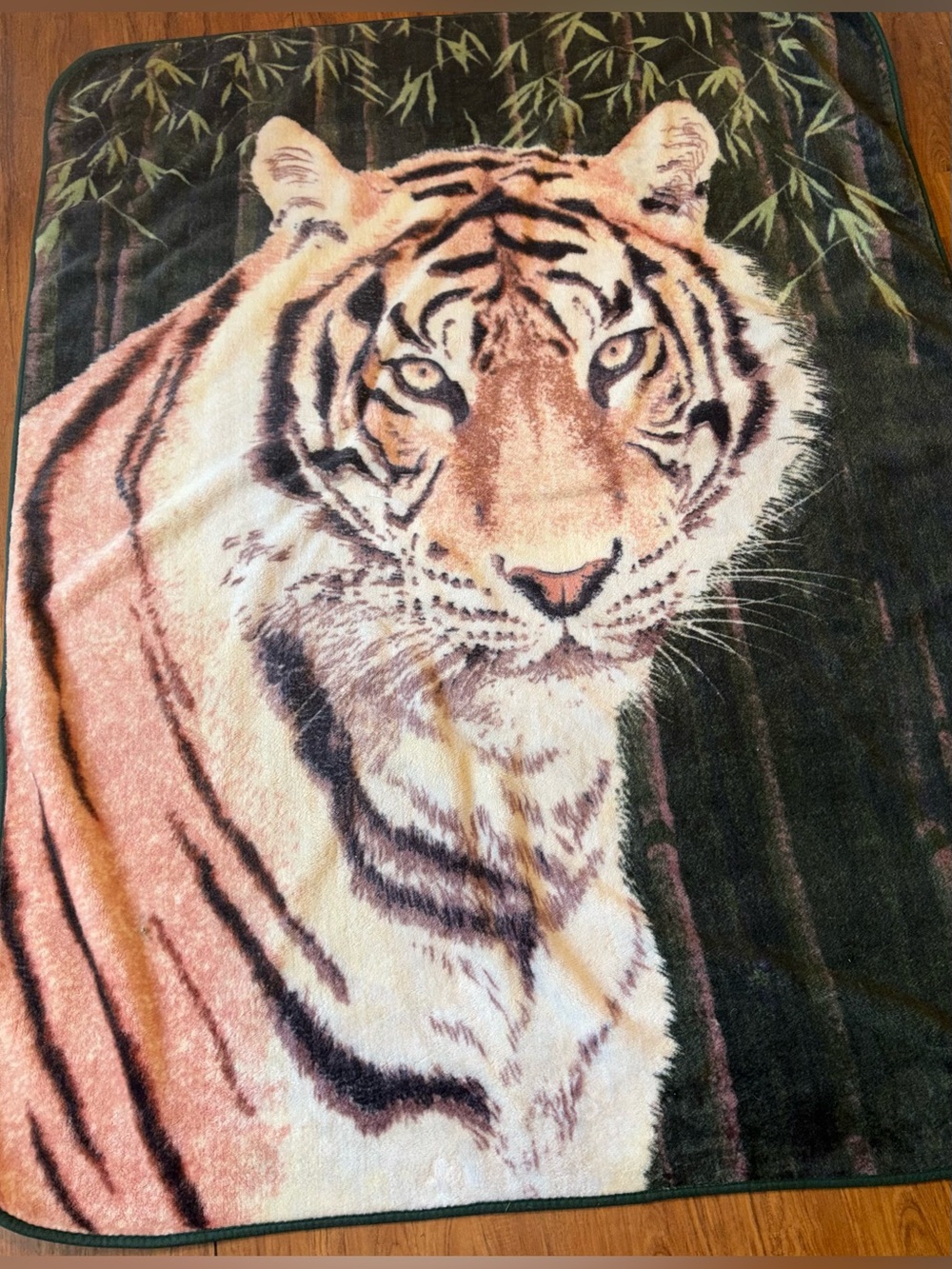 Vintage 90’s Tiger Blanket Plush Throw Blanket Wildlife Art 78x60